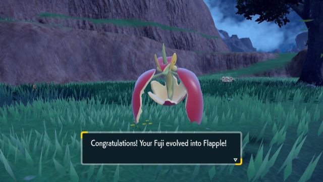 Player evolves Applin into Flapple in Pokemon Scarlet & Violet