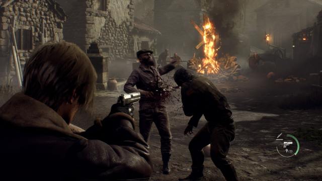 Promo image for Resident Evil 4, showing Leon defending himself in the village area.