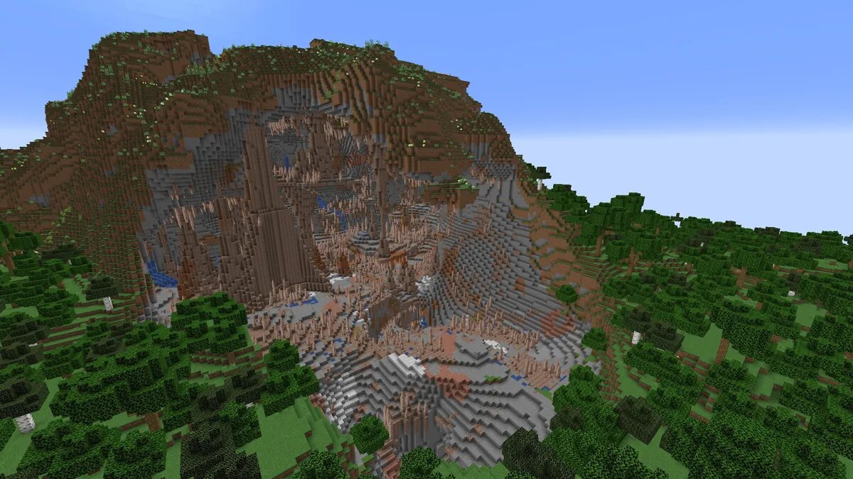 Huge exposed dripstone cave in Minecraft
