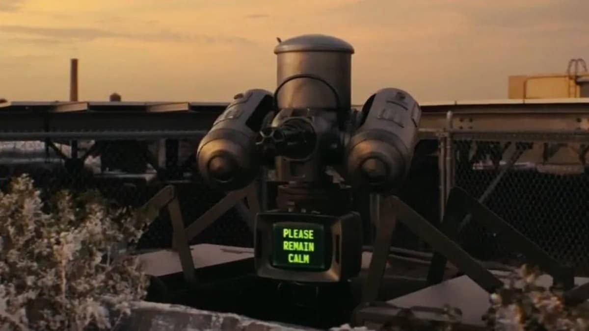 Machine gun turret during Siggi's escape from the Enclave. 