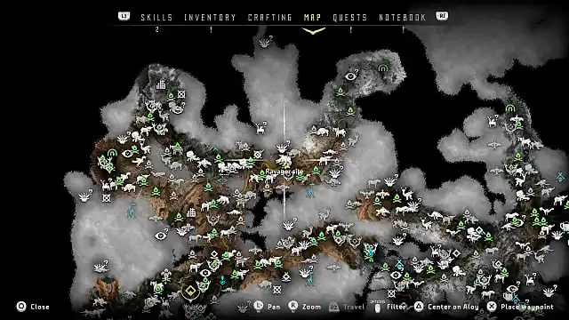 The Horizon Zero Dawn map showing a Ravage site in the northern desert surrounded by white machine icons.
