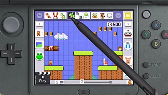 Super Mario Maker 3DS gameplay on 3DS with stylus.